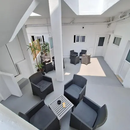 Pearl Hostel Portimao