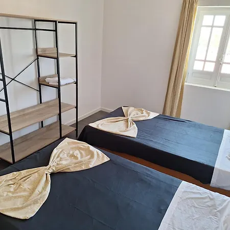 Pearl Hostel Portimao